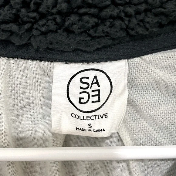 SAGE COLLECTIVE Charcoal and White Teddy Pullover Zip size small - Picture 4 of 6